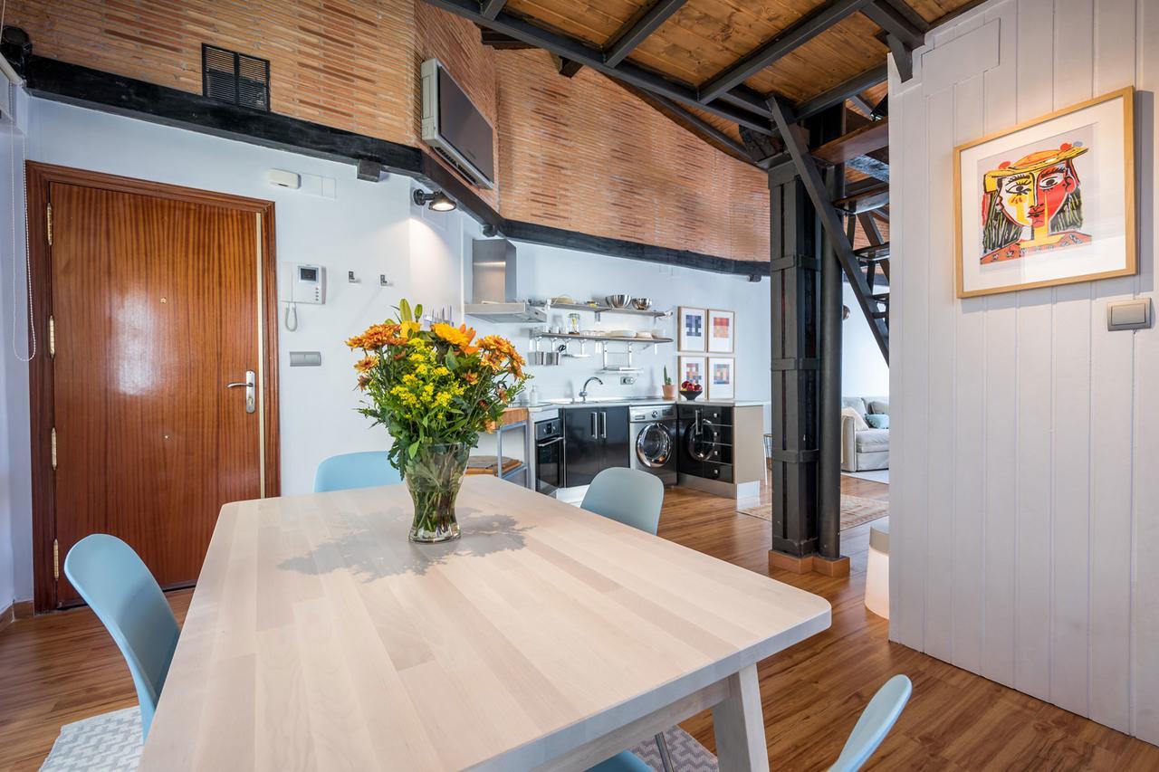 Tina Apartment In Malaga By Solaga Holiday Homes Eksteriør billede